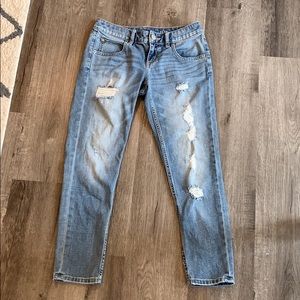 Slim Boyfriend Distressed Jean